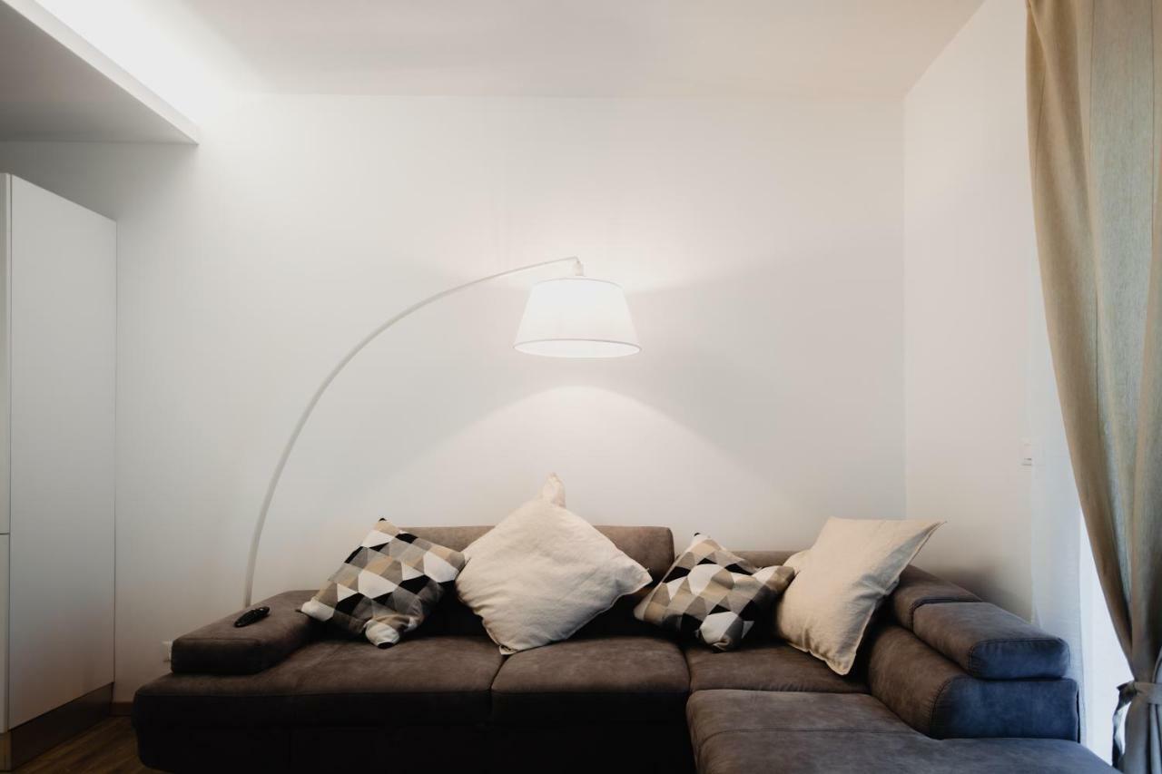La Boutique Del Vento - Esclusivo In Pieno Centro Apartment ตรีเอสเต ภายนอก รูปภาพ