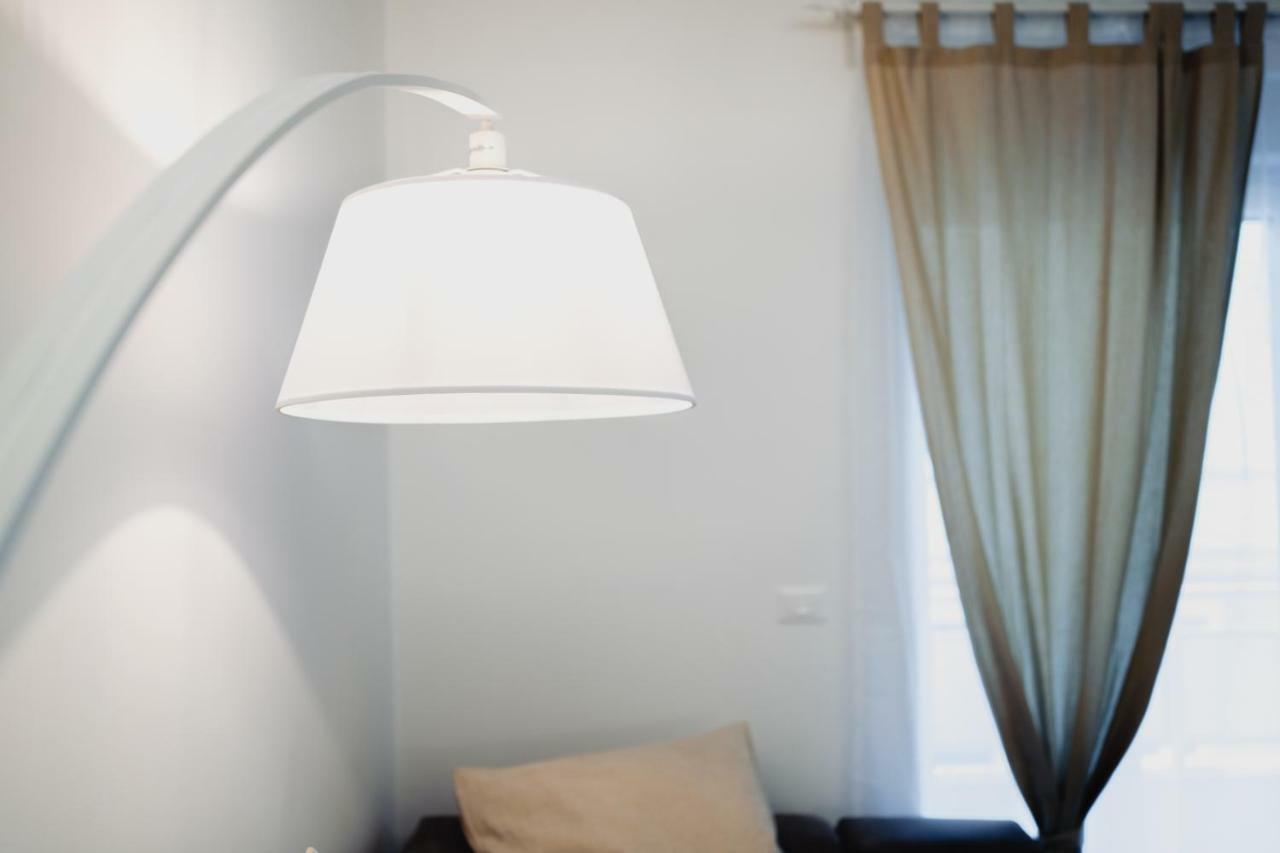 La Boutique Del Vento - Esclusivo In Pieno Centro Apartment ตรีเอสเต ภายนอก รูปภาพ