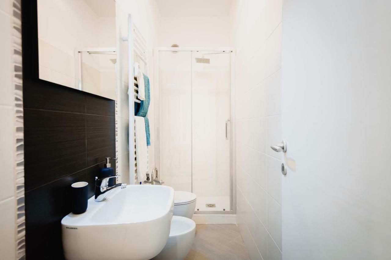 La Boutique Del Vento - Esclusivo In Pieno Centro Apartment ตรีเอสเต ภายนอก รูปภาพ