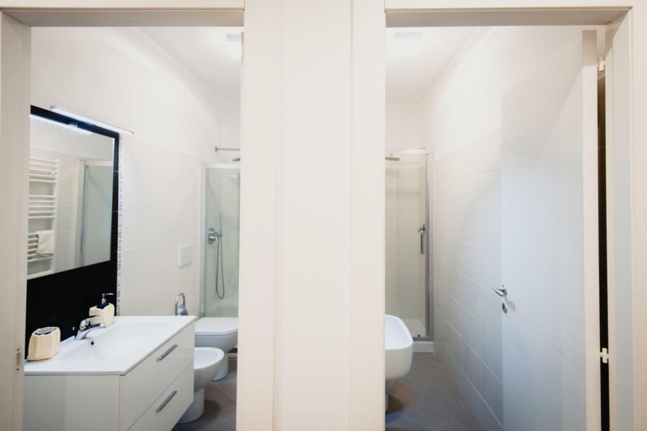 La Boutique Del Vento - Esclusivo In Pieno Centro Apartment ตรีเอสเต ภายนอก รูปภาพ